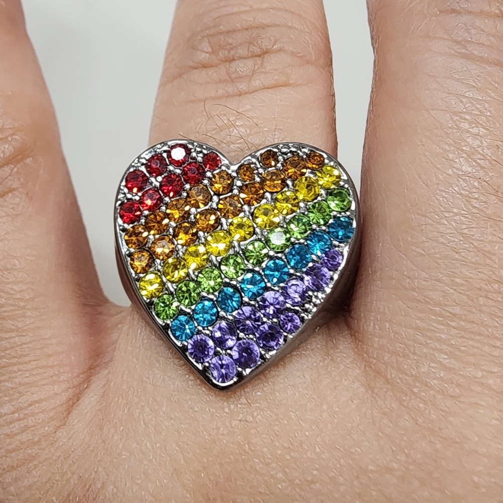 Sz 8 Simply Vera Wang Rainbow Heart Signet Ring Gunmetal-Tone Pave Rhinestone